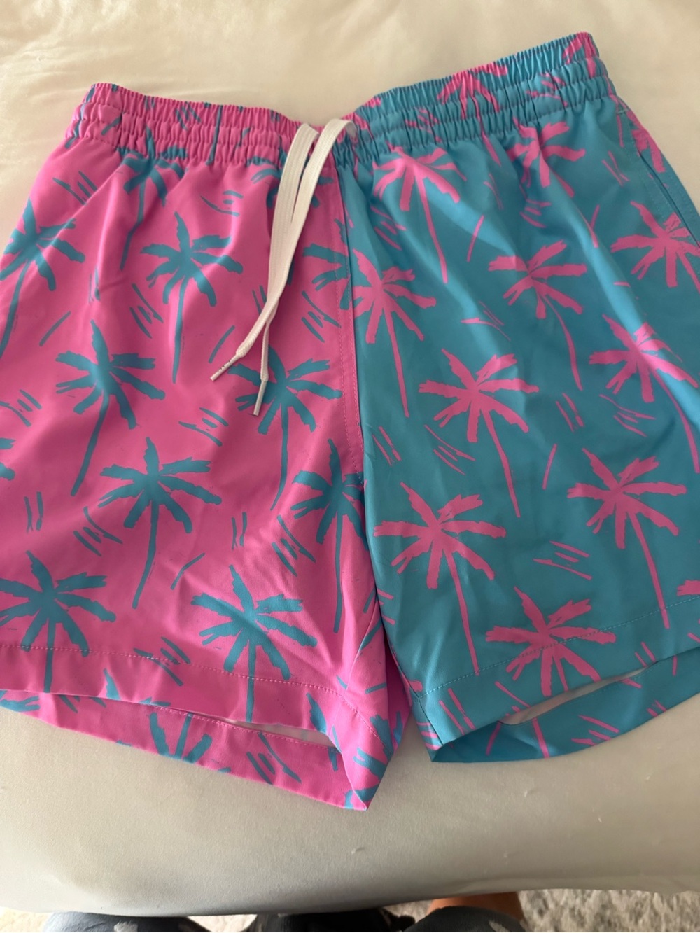 chubbies Two-Tone Palm Print Swim Trunks in Pink & Teal